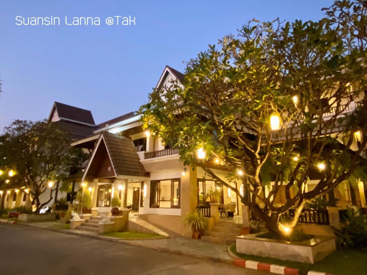 Suansin Lanna Hotel Tak Exteriér fotografie